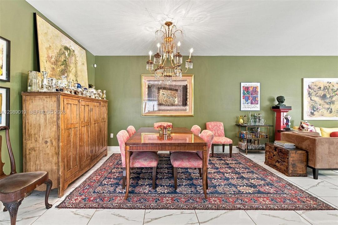 En Venta: $1,295,000 (3 camas, 2 baños, 1972 Pies cuadrados)