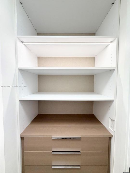 For Rent: $8,900 (2 beds, 2 baths, 1105 Square Feet)