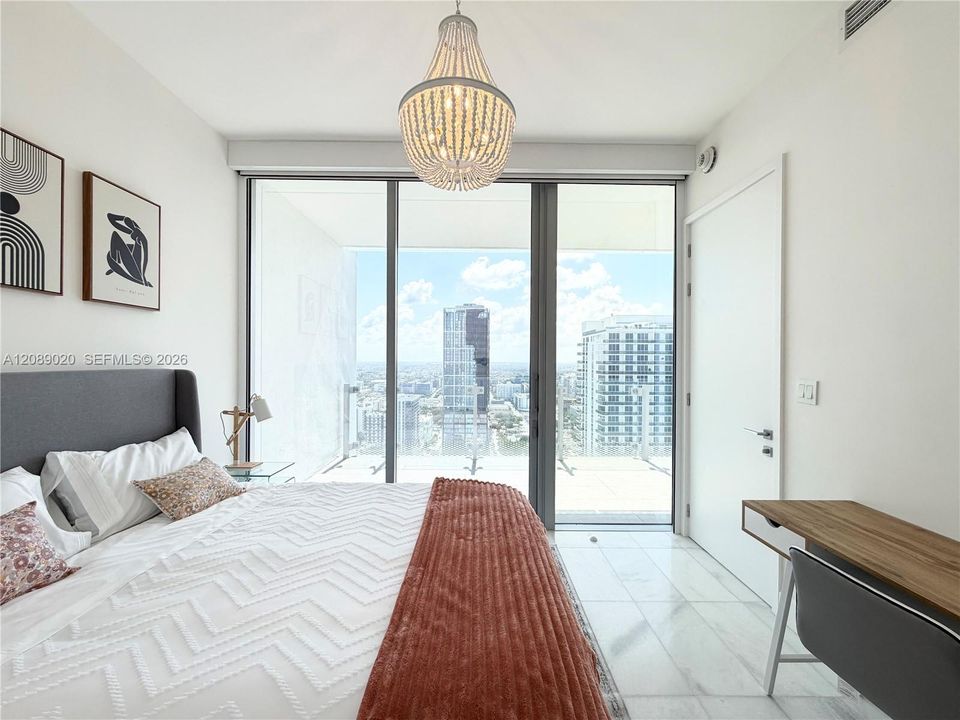 For Rent: $8,900 (2 beds, 2 baths, 1105 Square Feet)