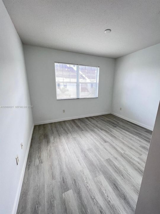For Rent: $2,000 (2 beds, 2 baths, 1123 Square Feet)