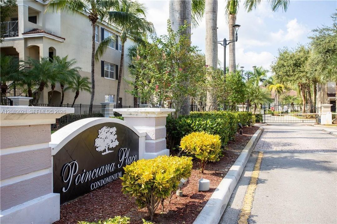 For Rent: $2,000 (2 beds, 2 baths, 1123 Square Feet)