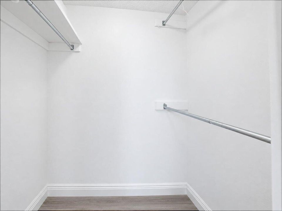 2nd Bedroom Closet
