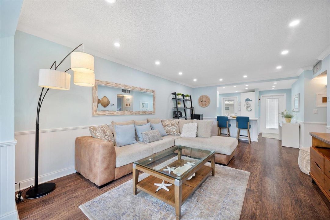 08-5171 W Oakland Park Blvd #204_008