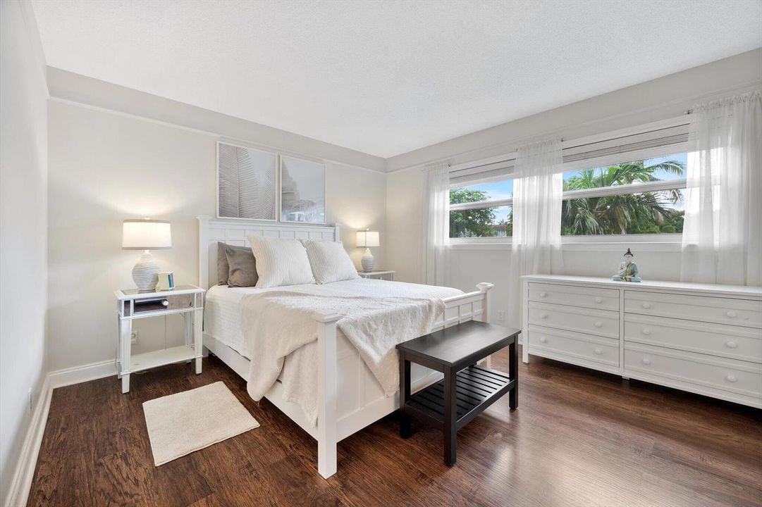 16-5171 W Oakland Park Blvd #204_016