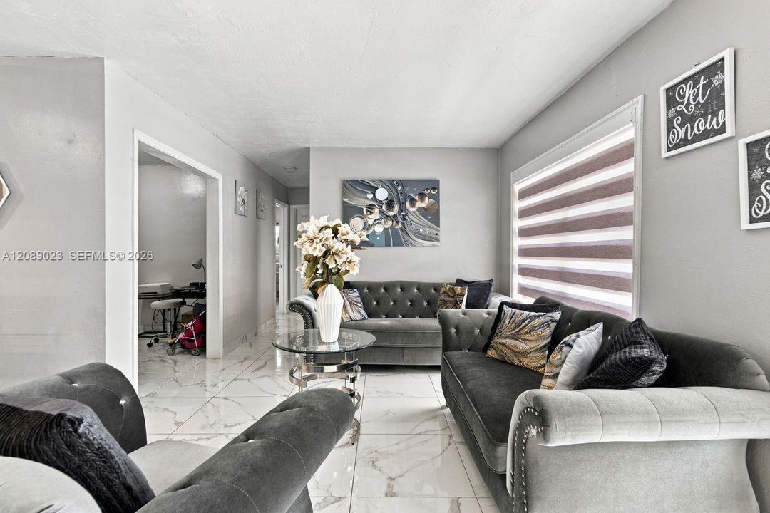 En Venta: $675,000 (3 camas, 1 baños, 1262 Pies cuadrados)