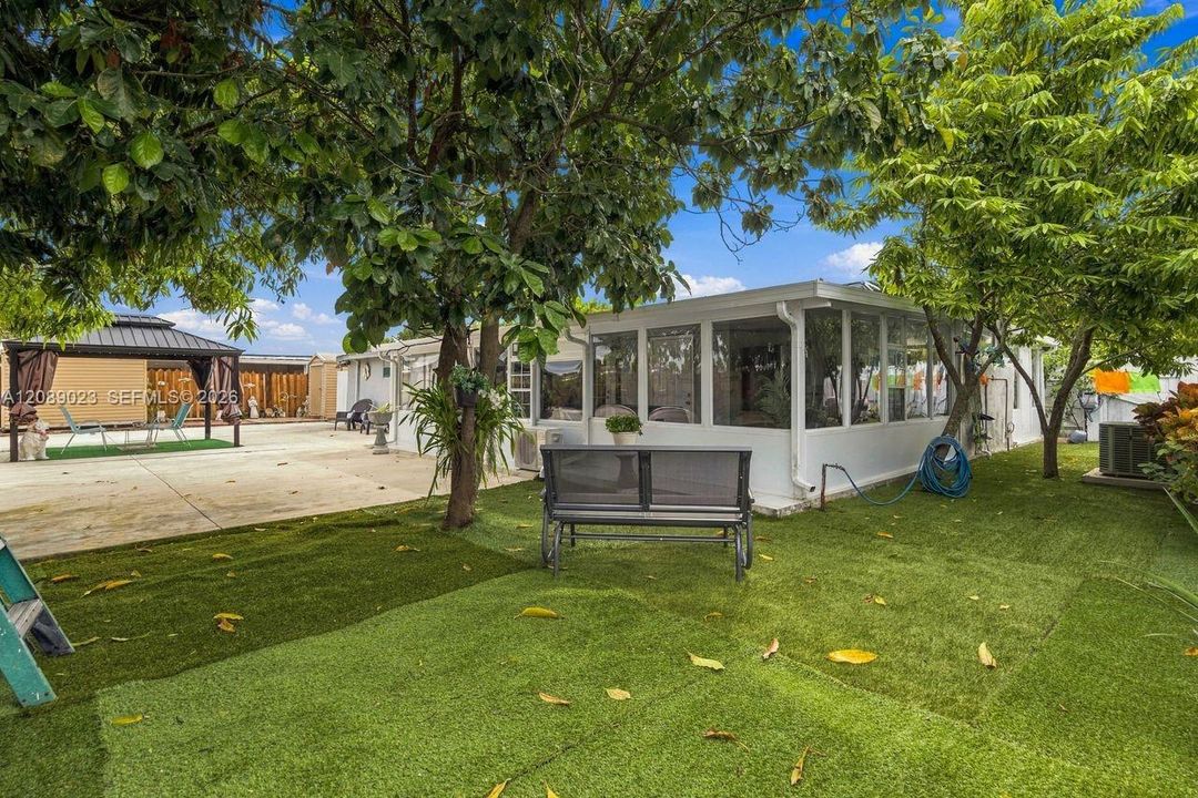 En Venta: $675,000 (3 camas, 1 baños, 1262 Pies cuadrados)