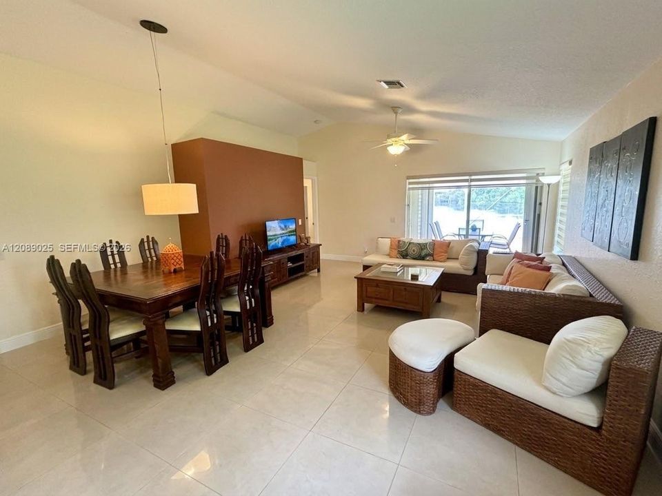 For Rent: $4,000 (3 beds, 2 baths, 1420 Square Feet)