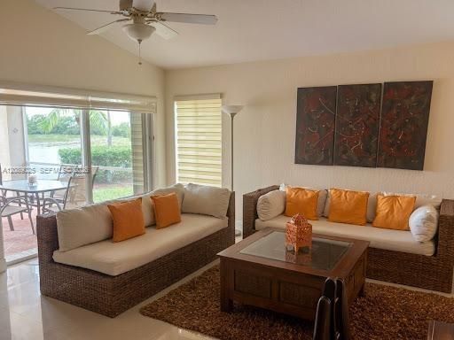 For Rent: $4,000 (3 beds, 2 baths, 1420 Square Feet)