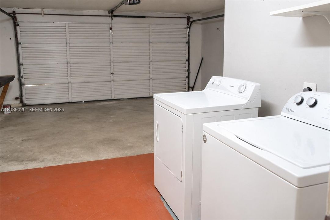En Venta: $335,000 (2 camas, 3 baños, 1672 Pies cuadrados)