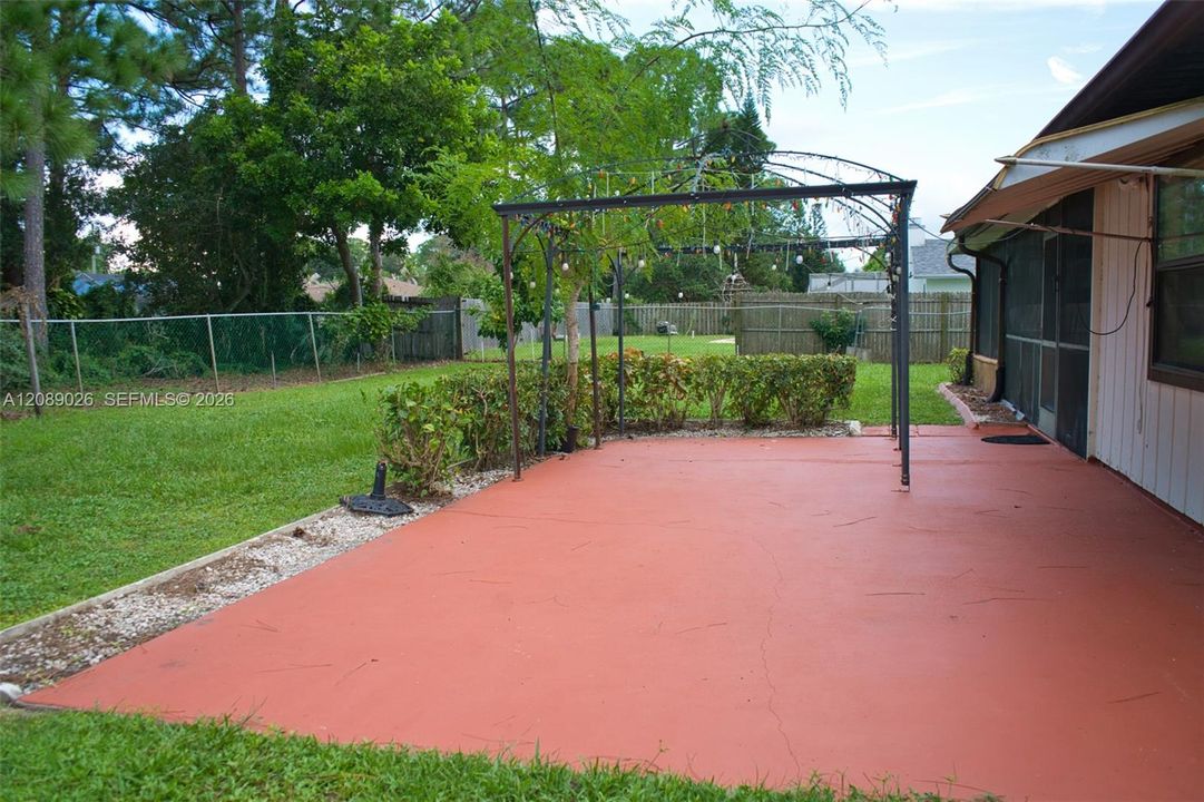 En Venta: $335,000 (2 camas, 3 baños, 1672 Pies cuadrados)