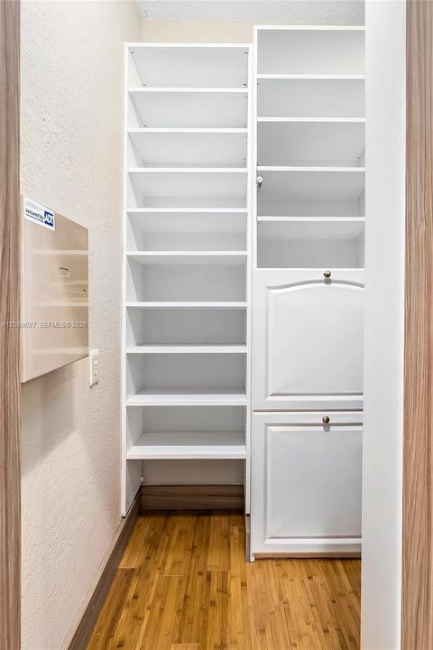 В аренду: $8,000 (3 спален, 2 ванн, 2132 Квадратных фут)