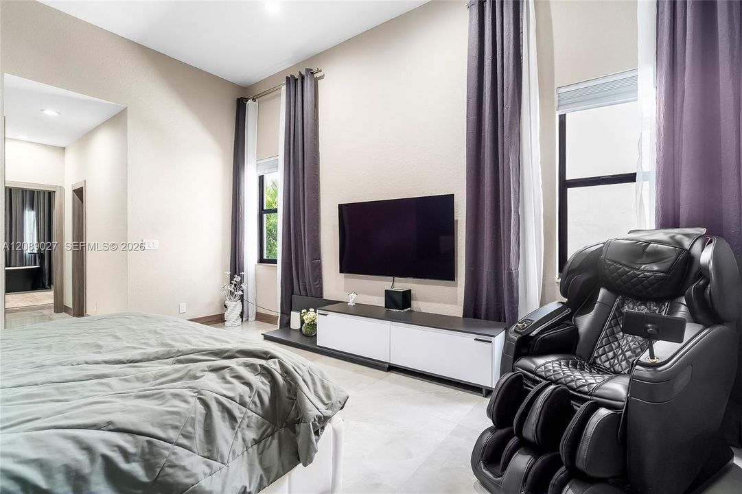 В аренду: $8,000 (3 спален, 2 ванн, 2132 Квадратных фут)