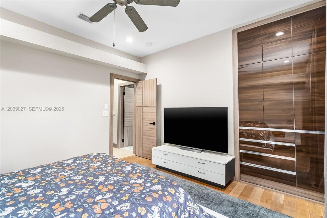 В аренду: $8,000 (3 спален, 2 ванн, 2132 Квадратных фут)