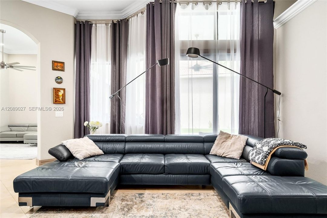 В аренду: $8,000 (3 спален, 2 ванн, 2132 Квадратных фут)