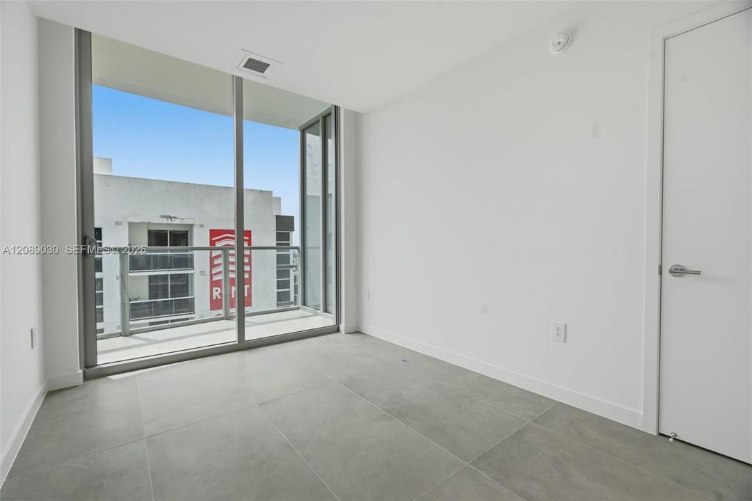 For Sale: $2,350,000 (2 beds, 2 baths, 1285 Square Feet)