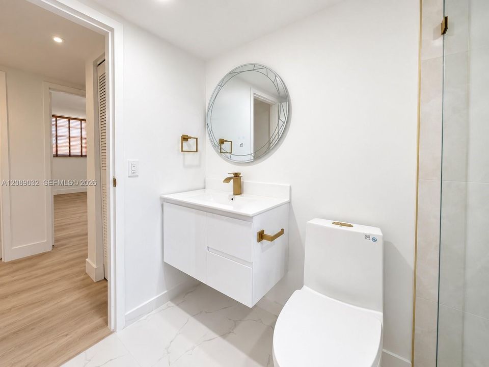 For Rent: $2,600 (1 beds, 2 baths, 1135 Square Feet)