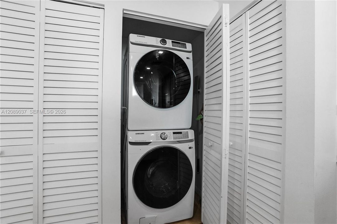 En Renta: $7,250 (3 camas, 3 baños, 1762 Pies cuadrados)