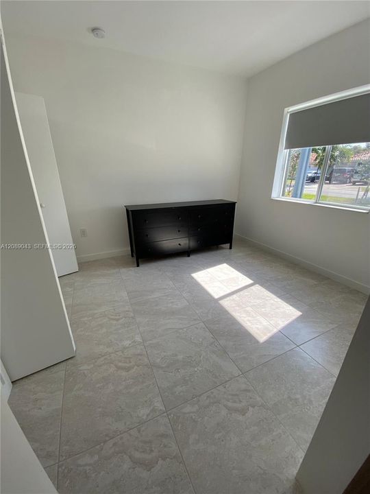 For Sale: $670,000 (4 beds, 3 baths, 1838 Square Feet)