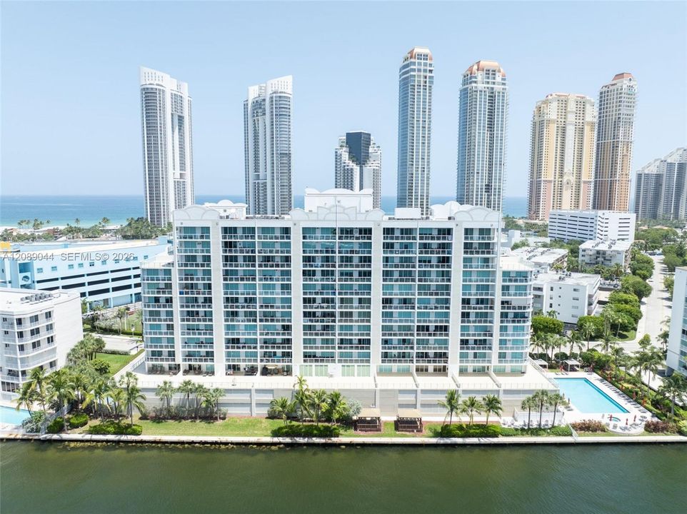For Rent: $7,000 (2 beds, 2 baths, 1150 Square Feet)