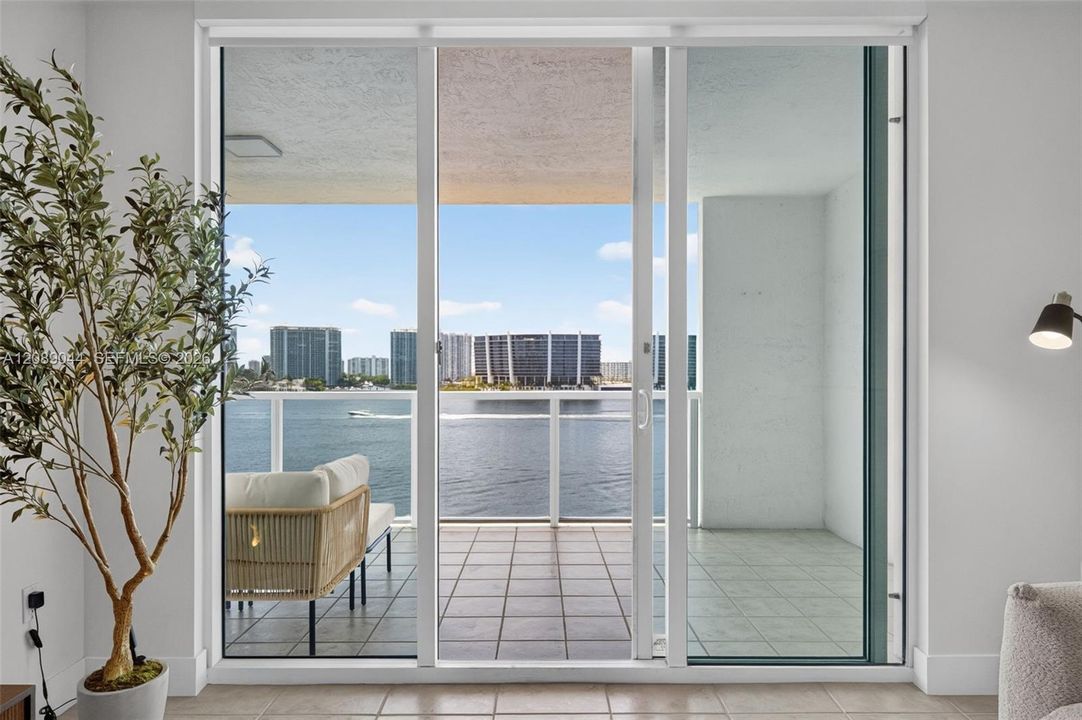 For Rent: $7,000 (2 beds, 2 baths, 1150 Square Feet)