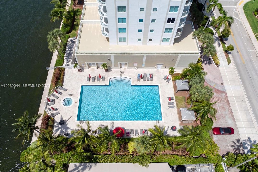 For Rent: $7,000 (2 beds, 2 baths, 1150 Square Feet)