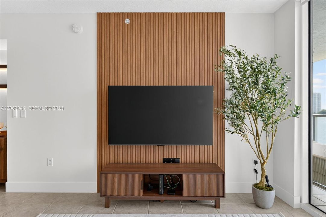 For Rent: $7,000 (2 beds, 2 baths, 1150 Square Feet)