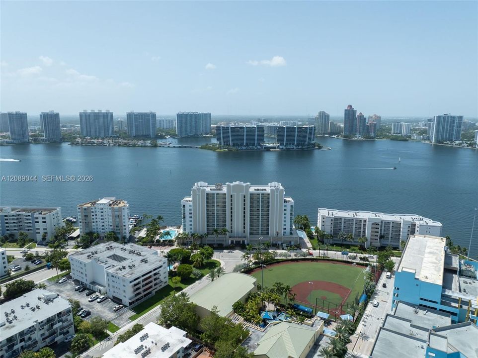 For Rent: $7,000 (2 beds, 2 baths, 1150 Square Feet)