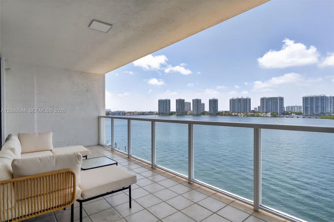 For Rent: $7,000 (2 beds, 2 baths, 1150 Square Feet)
