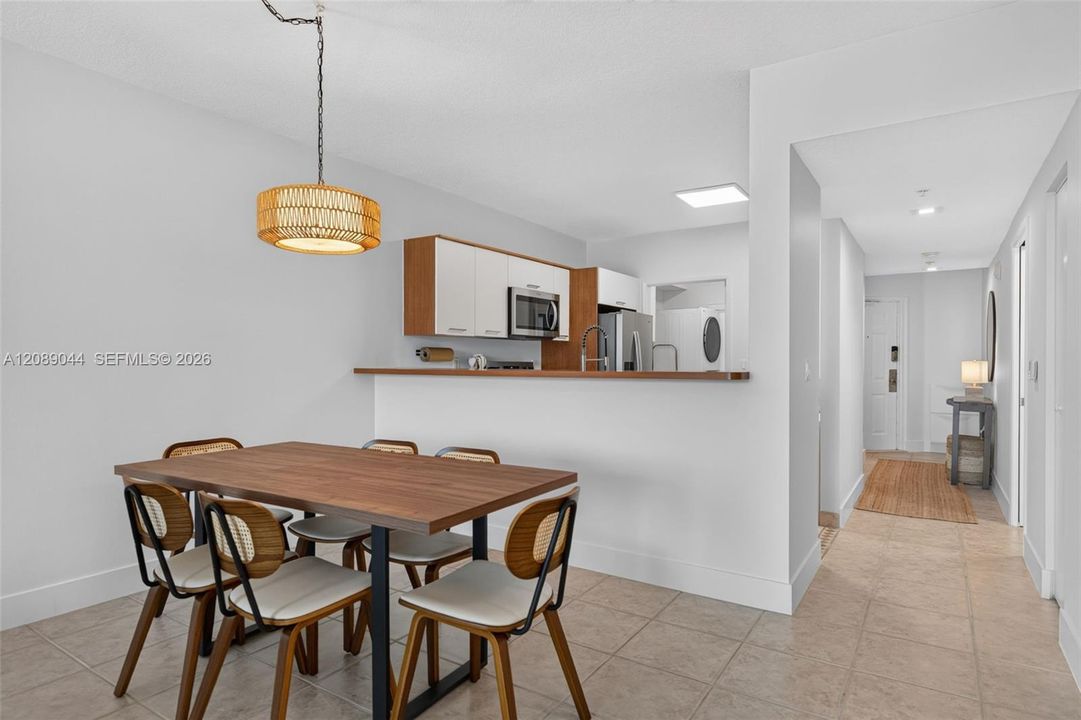 For Rent: $7,000 (2 beds, 2 baths, 1150 Square Feet)