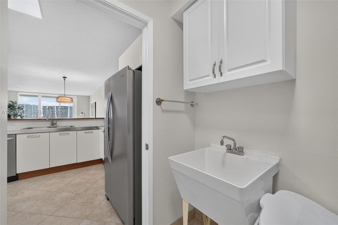 For Rent: $7,000 (2 beds, 2 baths, 1150 Square Feet)