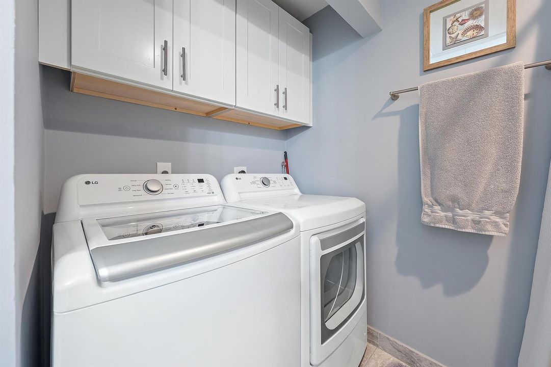 New full size washer dryer