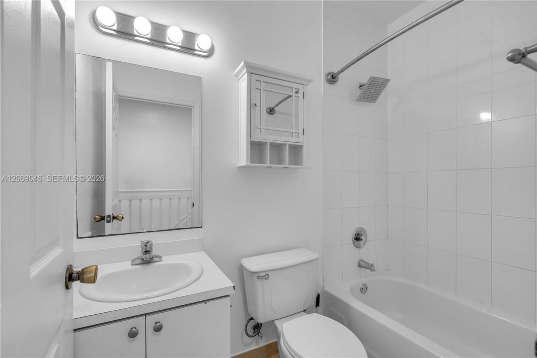 В аренду: $1,700 (1 спален, 1 ванн, 627 Квадратных фут)