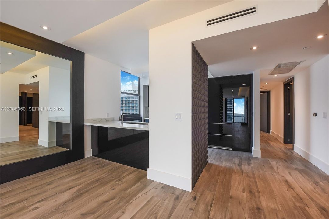 En Renta: $9,495 (3 camas, 3 baños, 1778 Pies cuadrados)