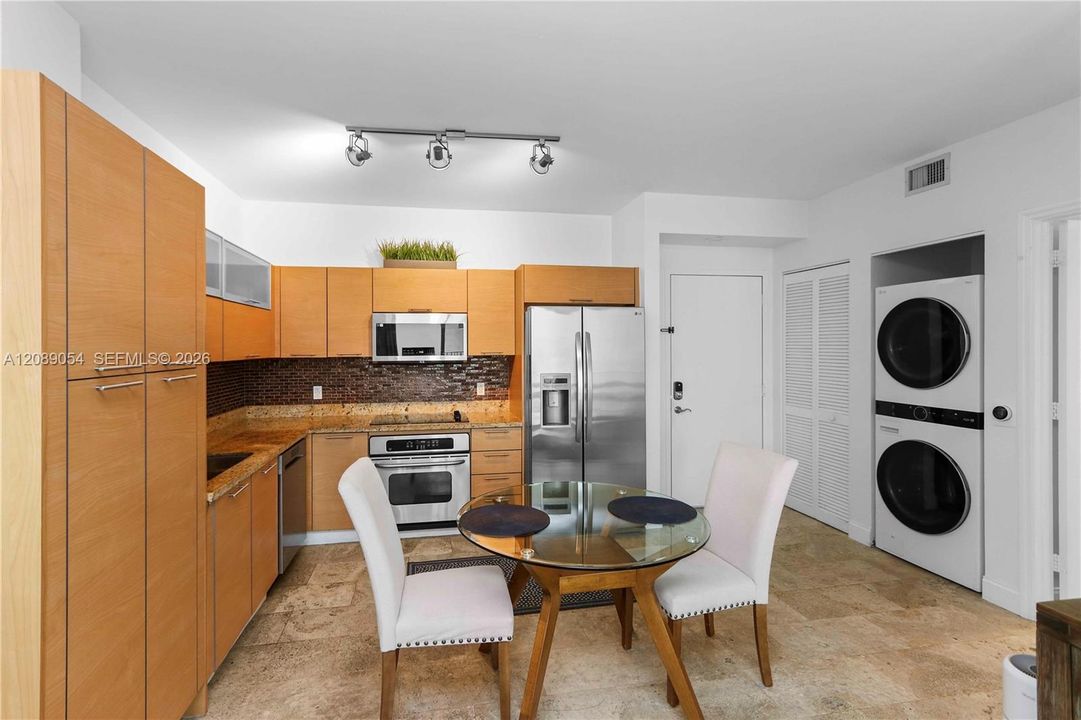 En Venta: $350,000 (1 camas, 1 baños, 745 Pies cuadrados)