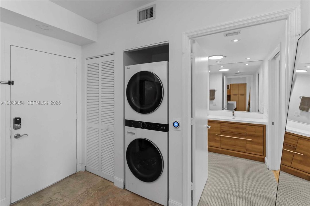 En Venta: $350,000 (1 camas, 1 baños, 745 Pies cuadrados)