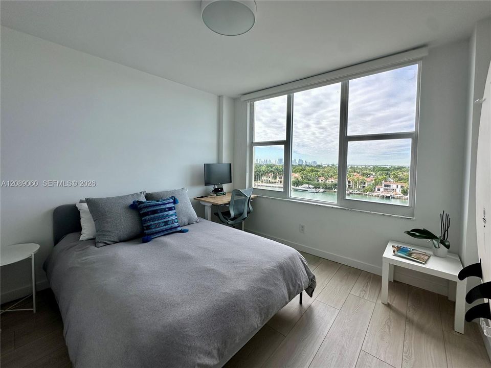 For Rent: $4,400 (2 beds, 2 baths, 1190 Square Feet)