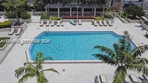 For Rent: $4,400 (2 beds, 2 baths, 1190 Square Feet)