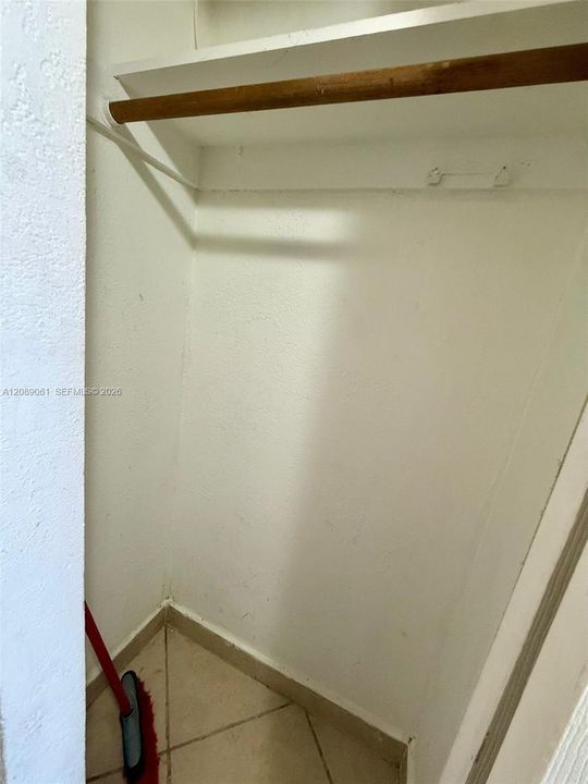 En Renta: $1,700 (0 camas, 1 baños, 360 Pies cuadrados)