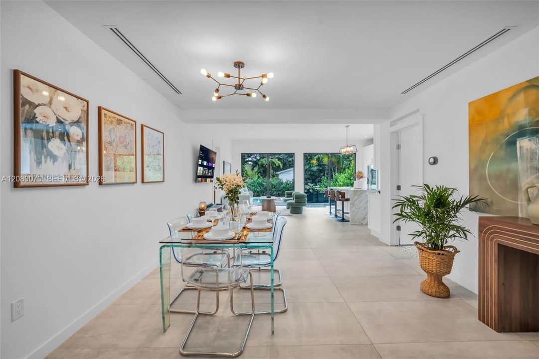 En Venta: $1,877,000 (3 camas, 3 baños, 1850 Pies cuadrados)