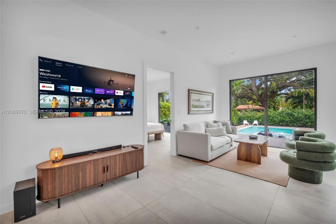 En Venta: $1,877,000 (3 camas, 3 baños, 1850 Pies cuadrados)