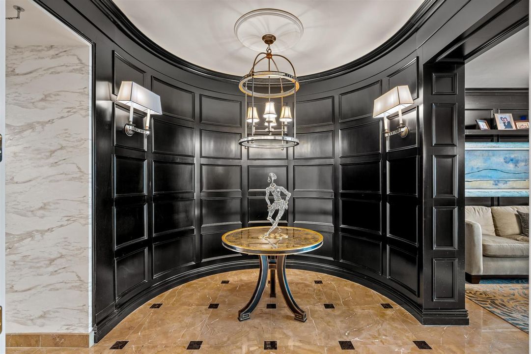 FOYER