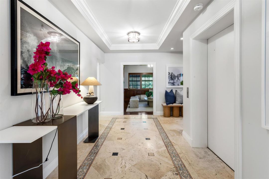 FOYER_TO_OFFICE