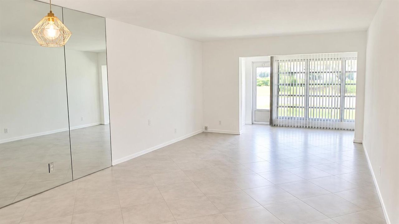 Whole room view