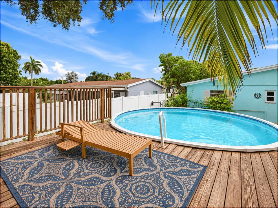 Backyard-Pool