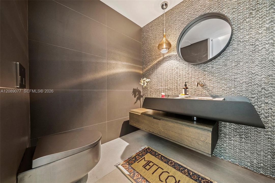 En Venta: $5,395,000 (5 camas, 5 baños, 3628 Pies cuadrados)