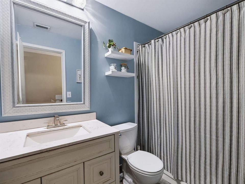 16-web-or-mls-220-foxtail-dr-012