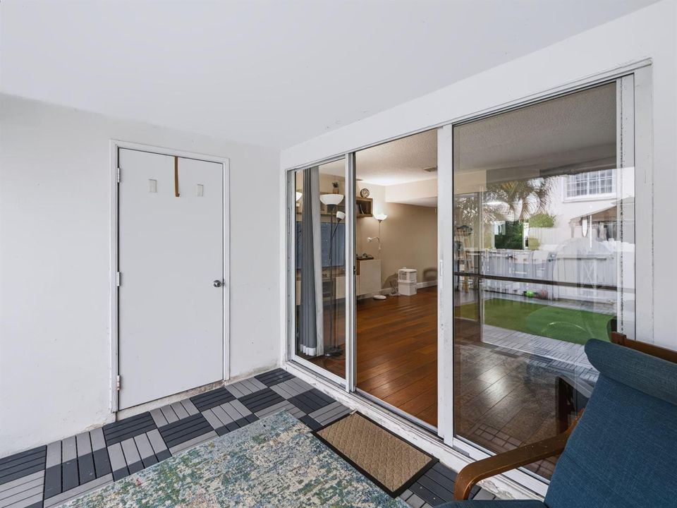 20-web-or-mls-220-foxtail-dr-019