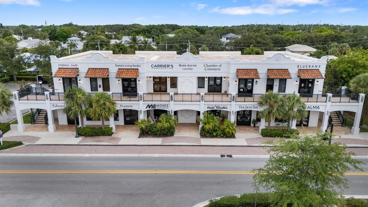 64_hs - hobe sound centre