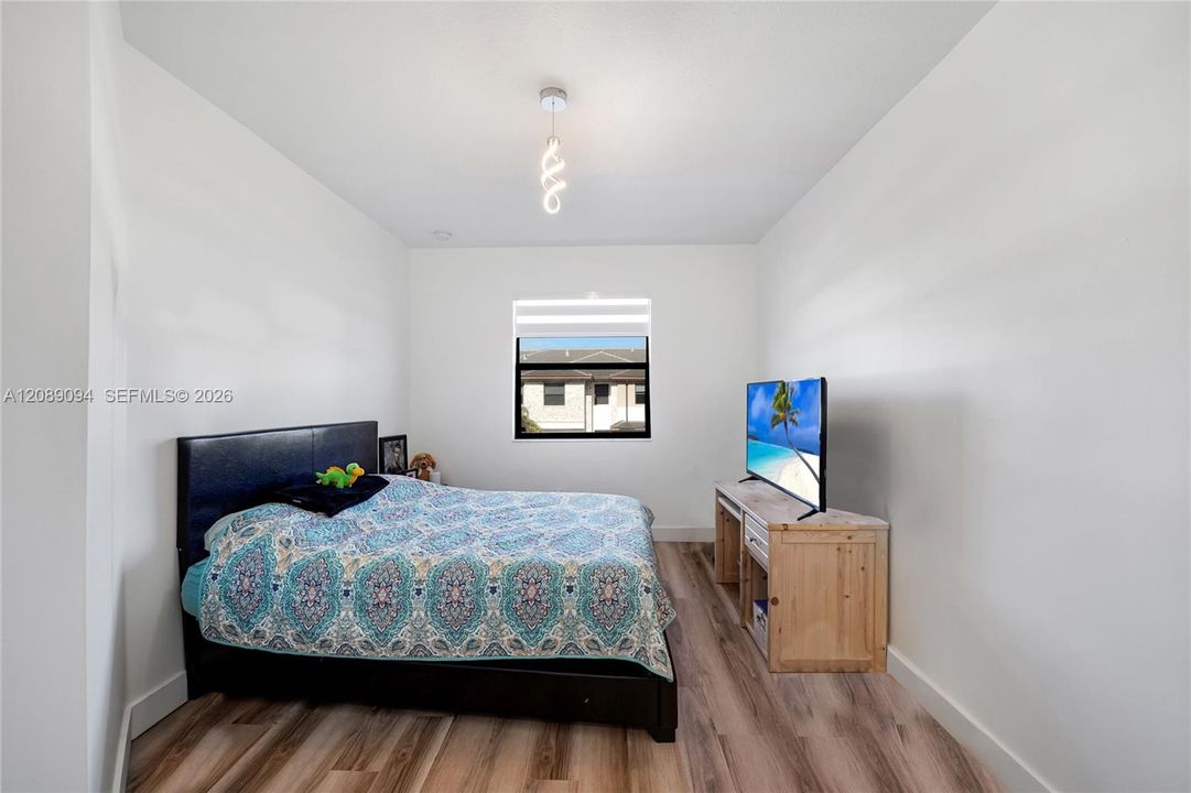 For Sale: $559,000 (3 beds, 2 baths, 1838 Square Feet)