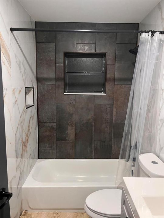 2 bed 2 bath duplex